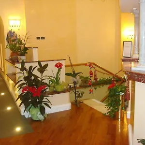 *** Hotel Dina Italy